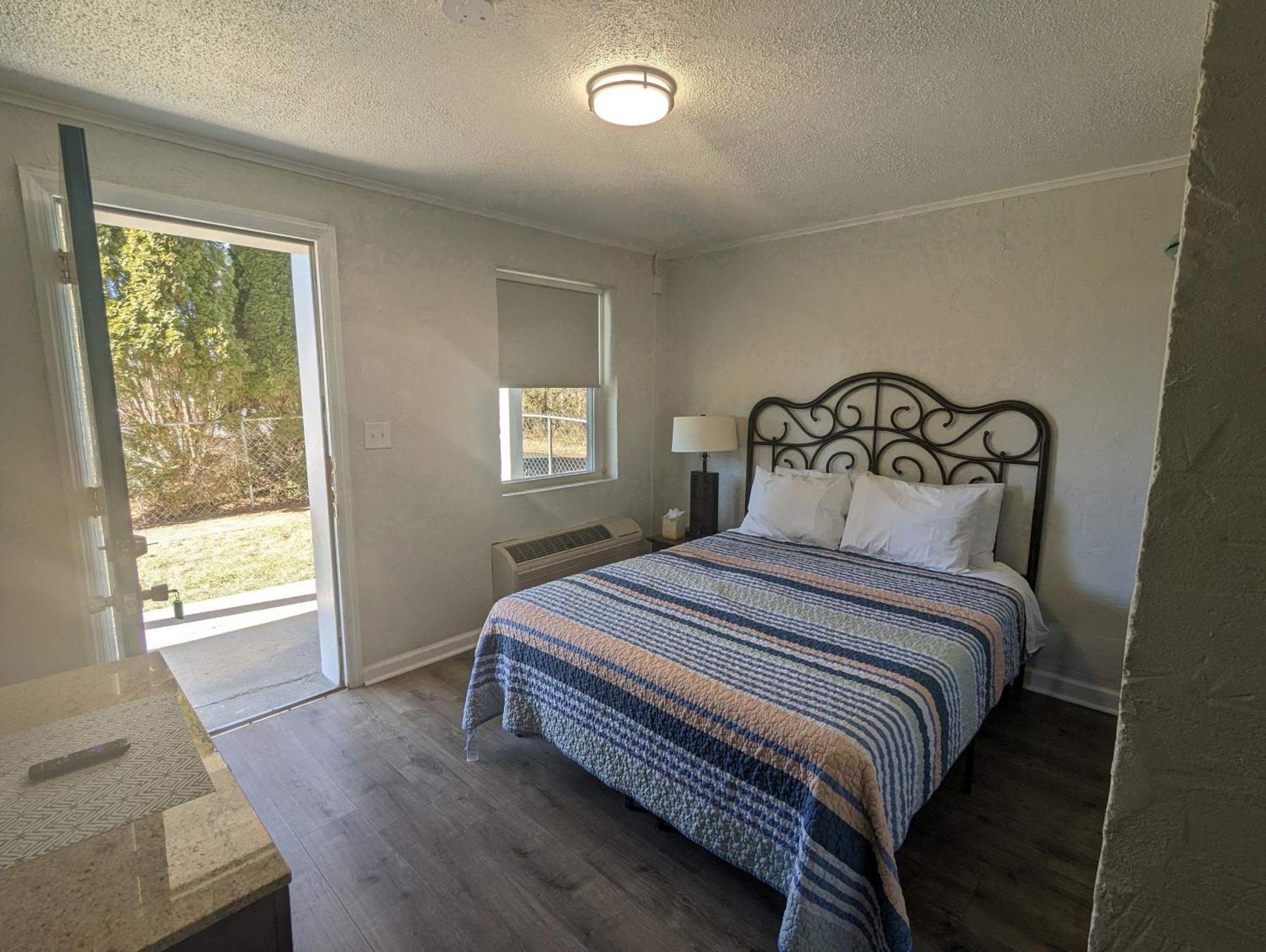 Riverboat Inn & Suites Madison Kültér fotó